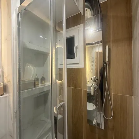 Phoenix Luxury Apartament Saloniki