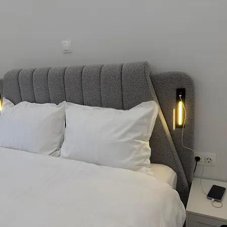 Phoenix Luxury Apartment